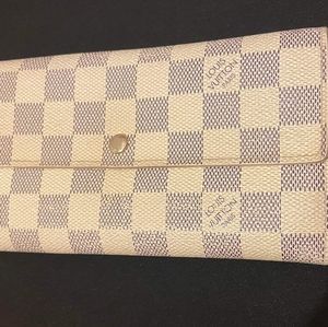 Louis Vuitton Damier long wallet
